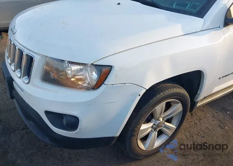 2016 Jeep Compass Sport из США, поврежденный, VIN 1C4NJCBA3GD742924